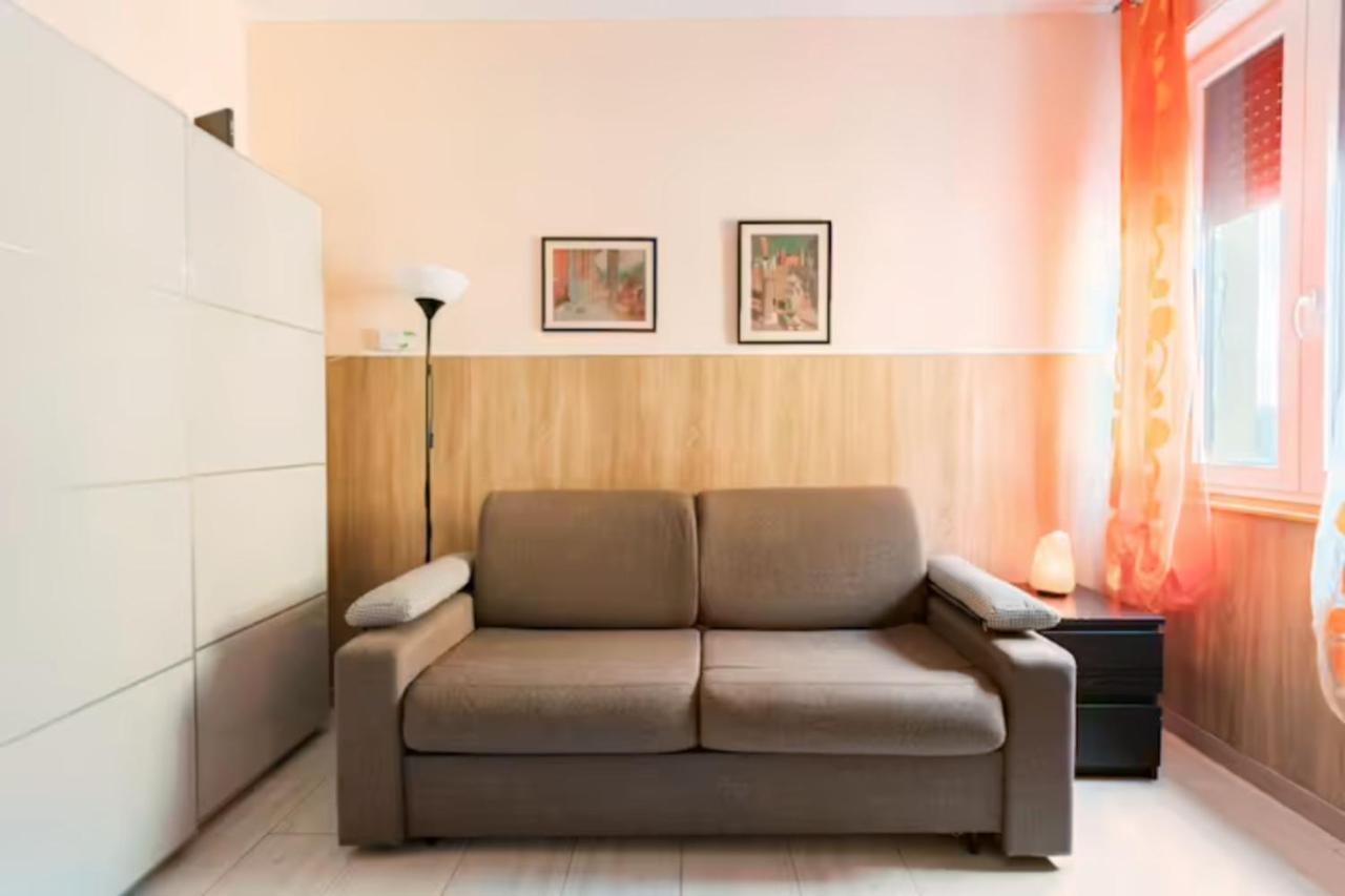 Milan Sweet Home Metro, Linate E Sky Studio Ngoại thất bức ảnh